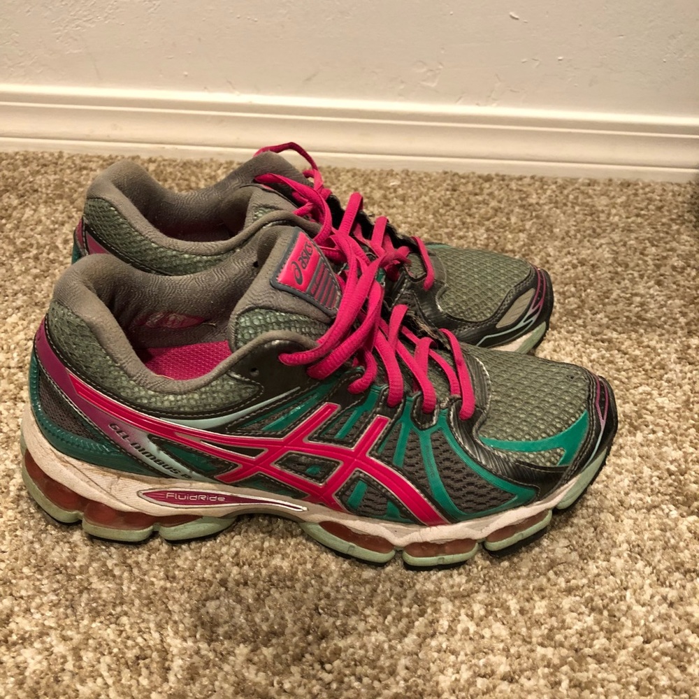 ASICS Gel Nimbus 15 Size 7.5
